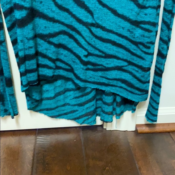 Generation Love New York sweater from Intermix - Picture 9 of 9